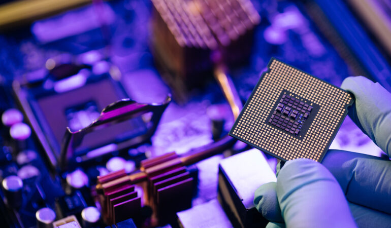 Downfall Vulnerability Affects Millions of Intel CPUs With Strong Data Leak Impact